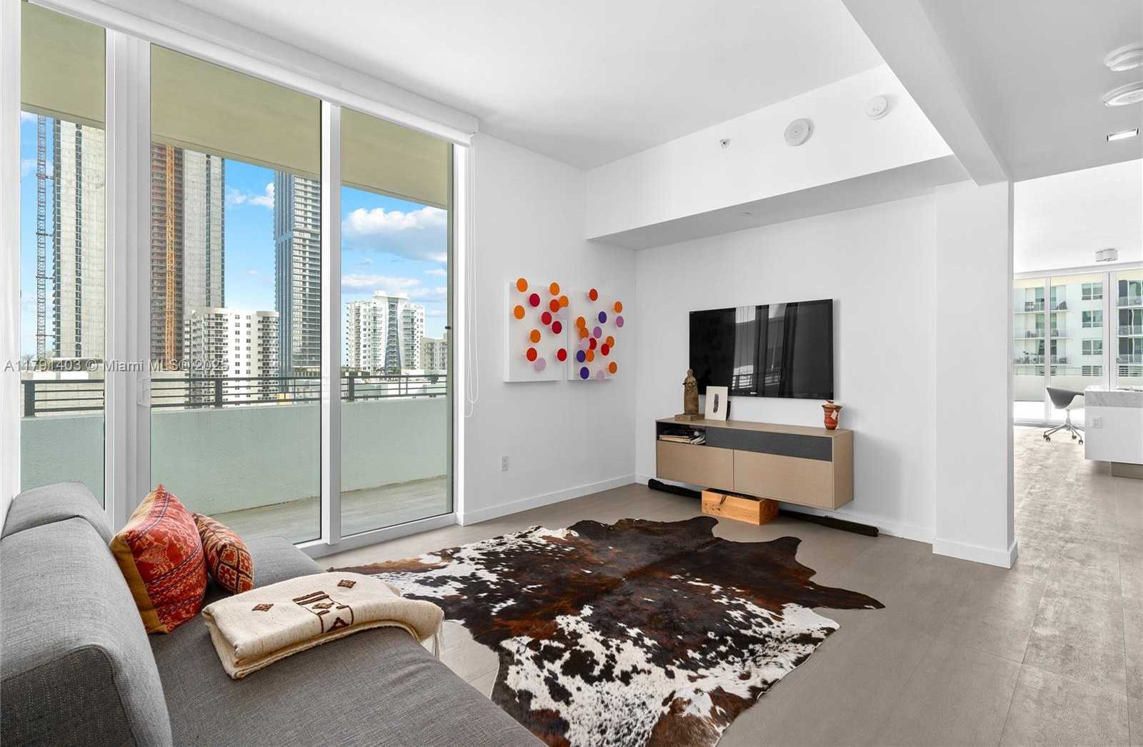 Small Image of 350 NORTH EAST 24TH ST #901, Miami Number 20