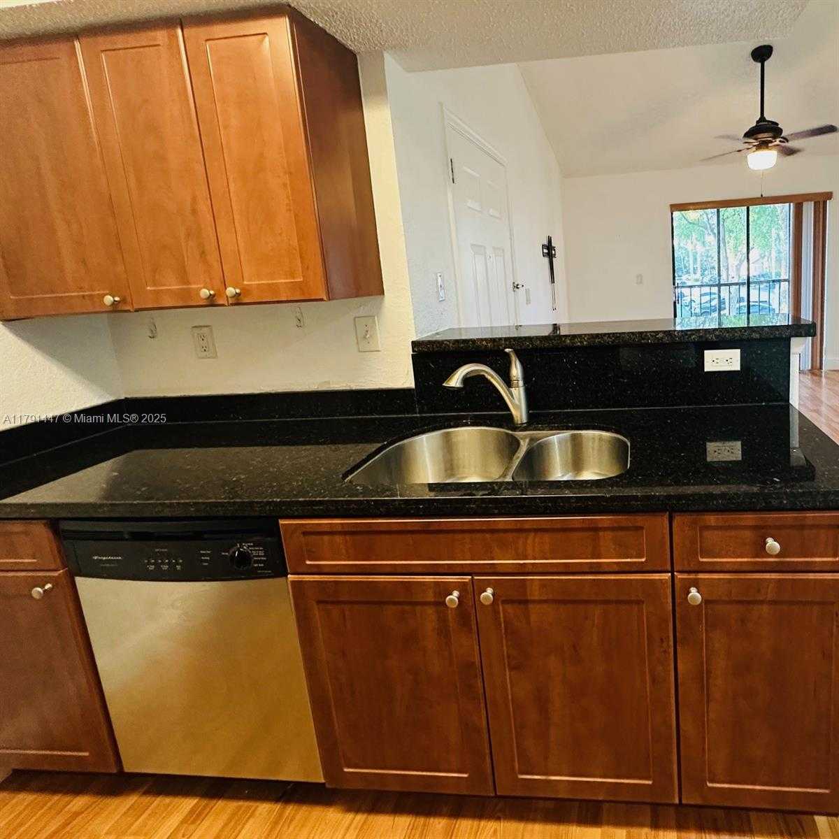 Small Image of 15680 SOUTH WEST 106TH LN #804, Miami Number 16