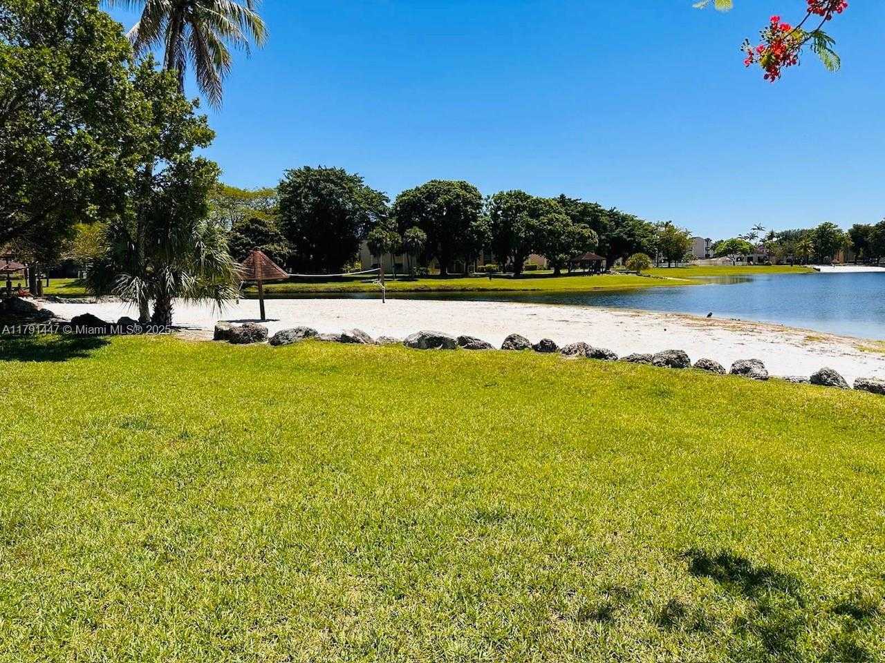 Small Image of 15680 SOUTH WEST 106TH LN #804, Miami Number 27