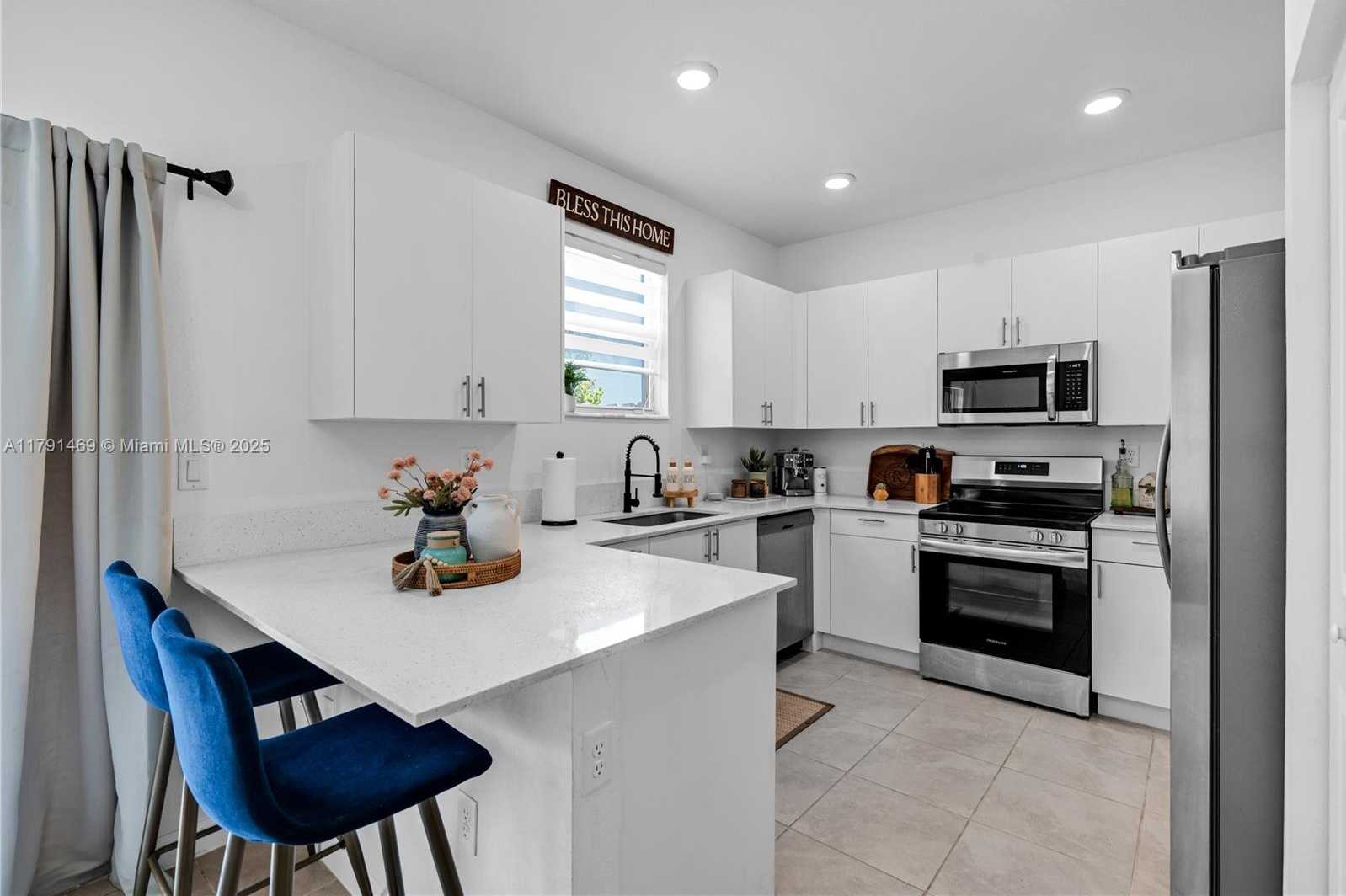 Small Image of 16239 SOUTH WEST 291ST ST, Homestead Number 11
