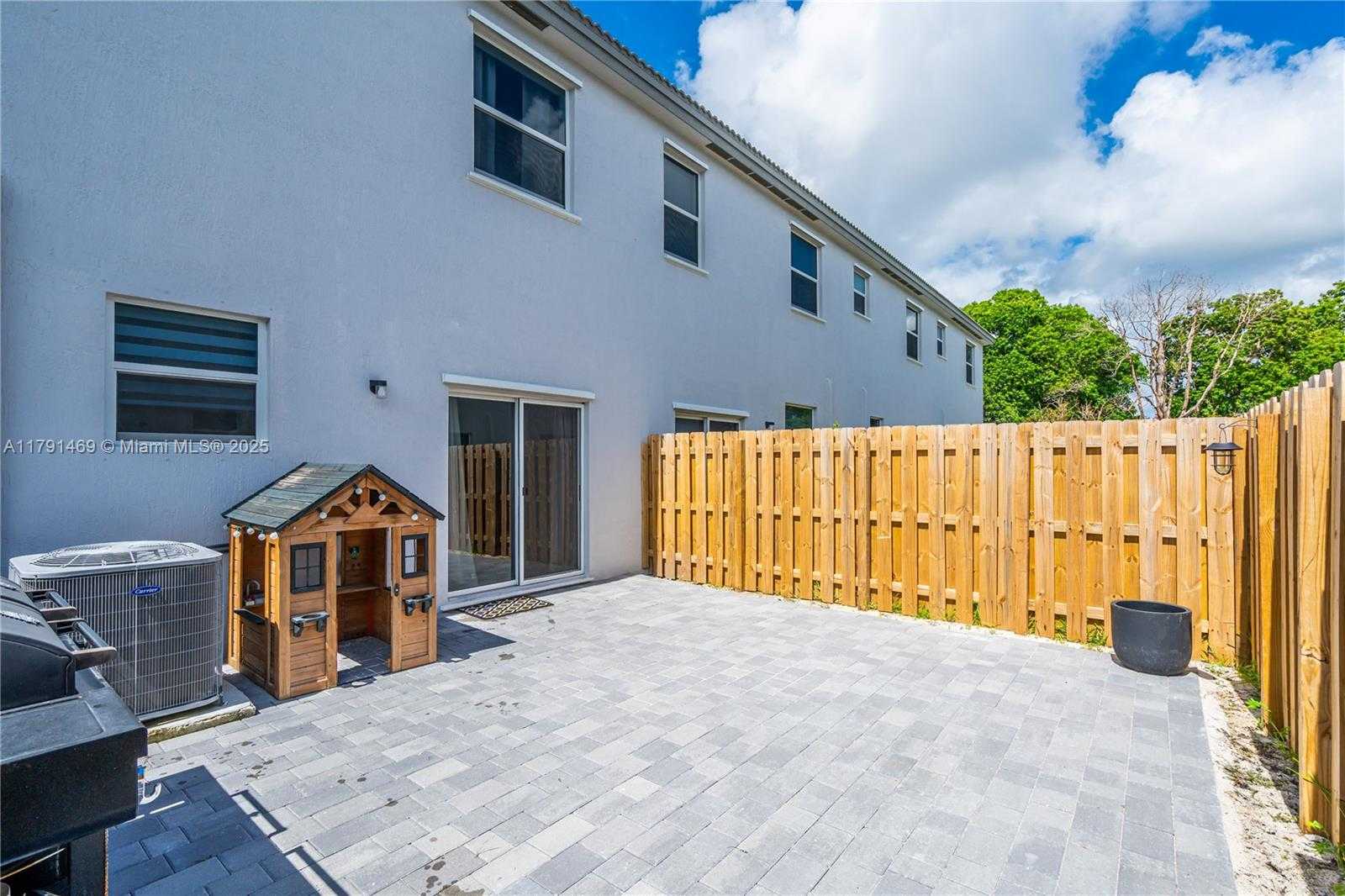 Small Image of 16239 SOUTH WEST 291ST ST, Homestead Number 24
