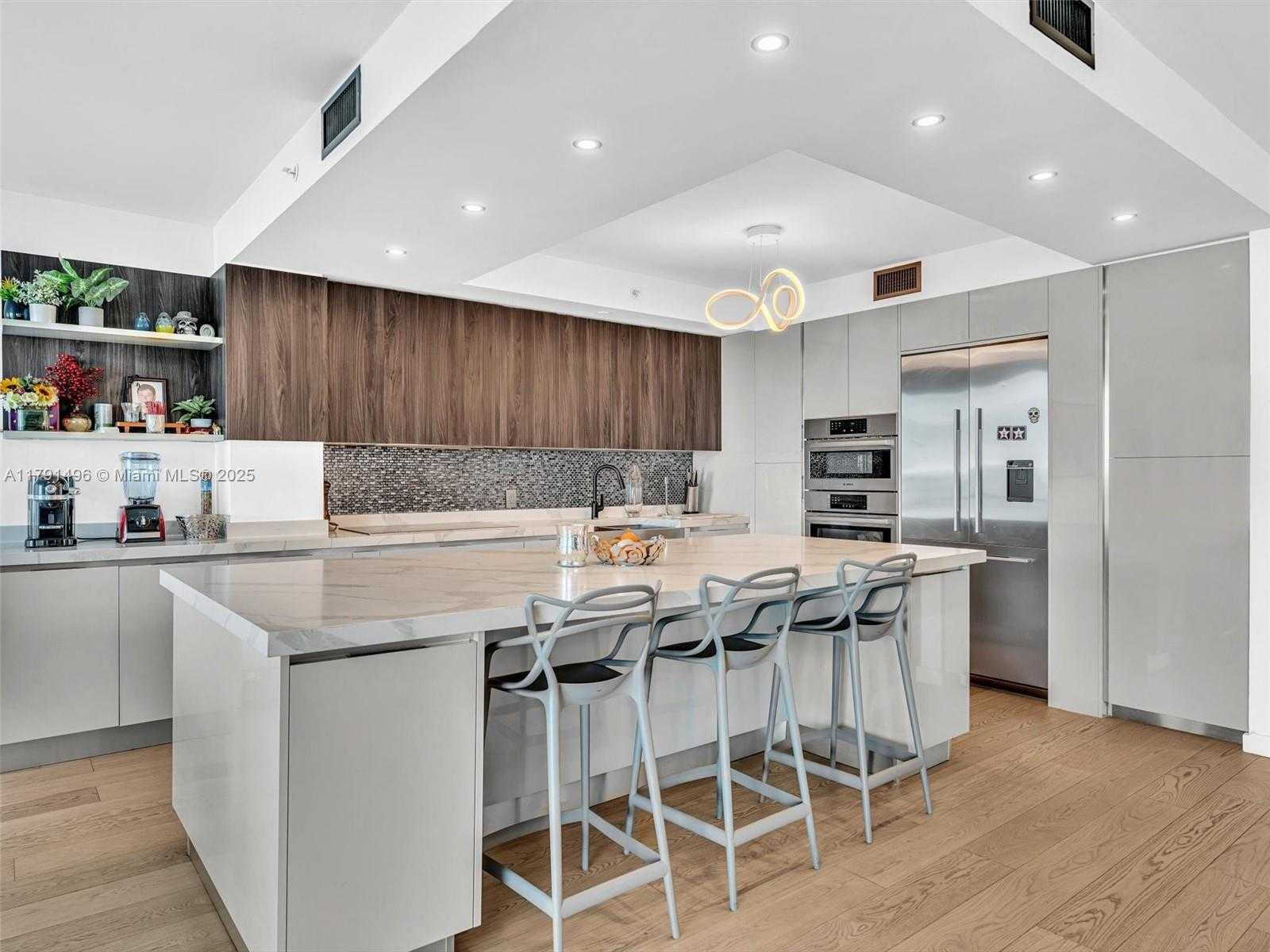 Small Image of 3201 NORTH EAST 183RD ST #2102, Aventura Number 12