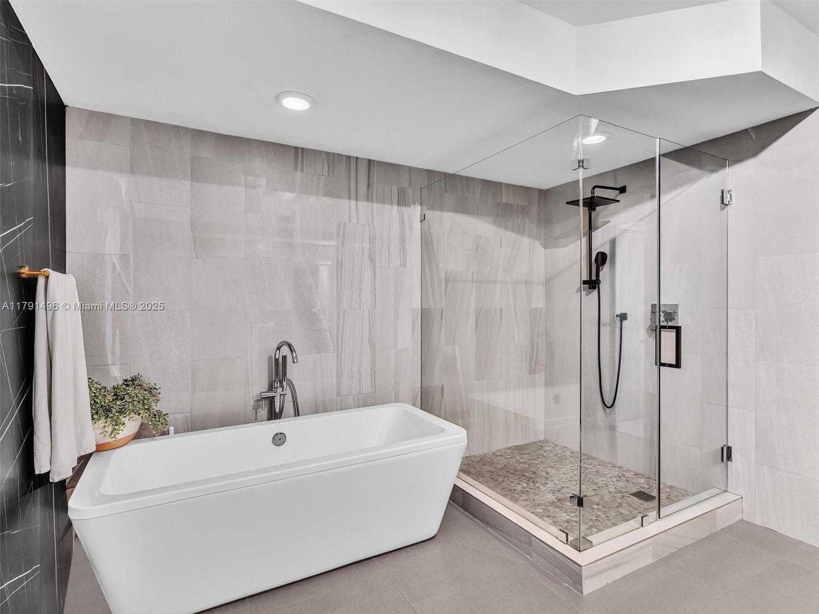 Small Image of 3201 NORTH EAST 183RD ST #2102, Aventura Number 23