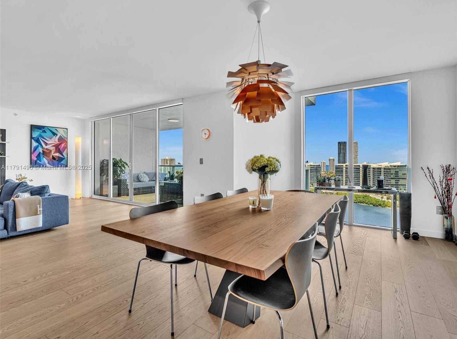 Small Image of 3201 NORTH EAST 183RD ST #2102, Aventura Number 4