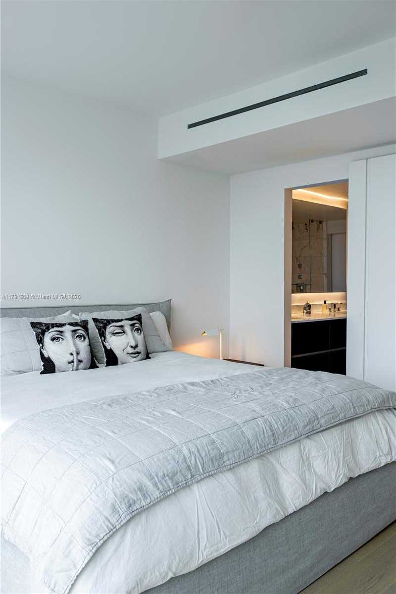 Small Image of 2950 NORTH EAST 188TH ST #507, Aventura Number 11