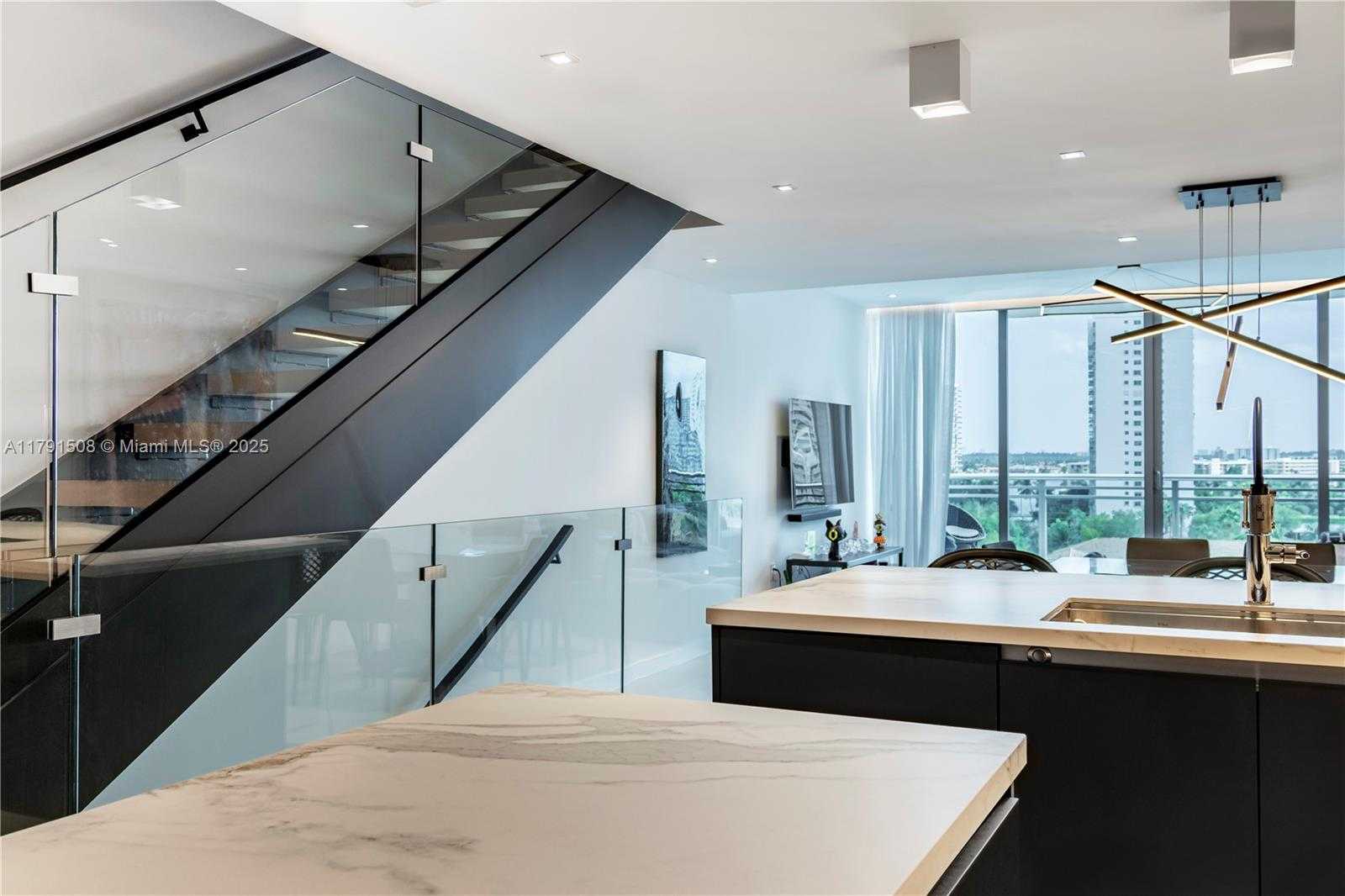 Small Image of 2950 NORTH EAST 188TH ST #507, Aventura Number 2