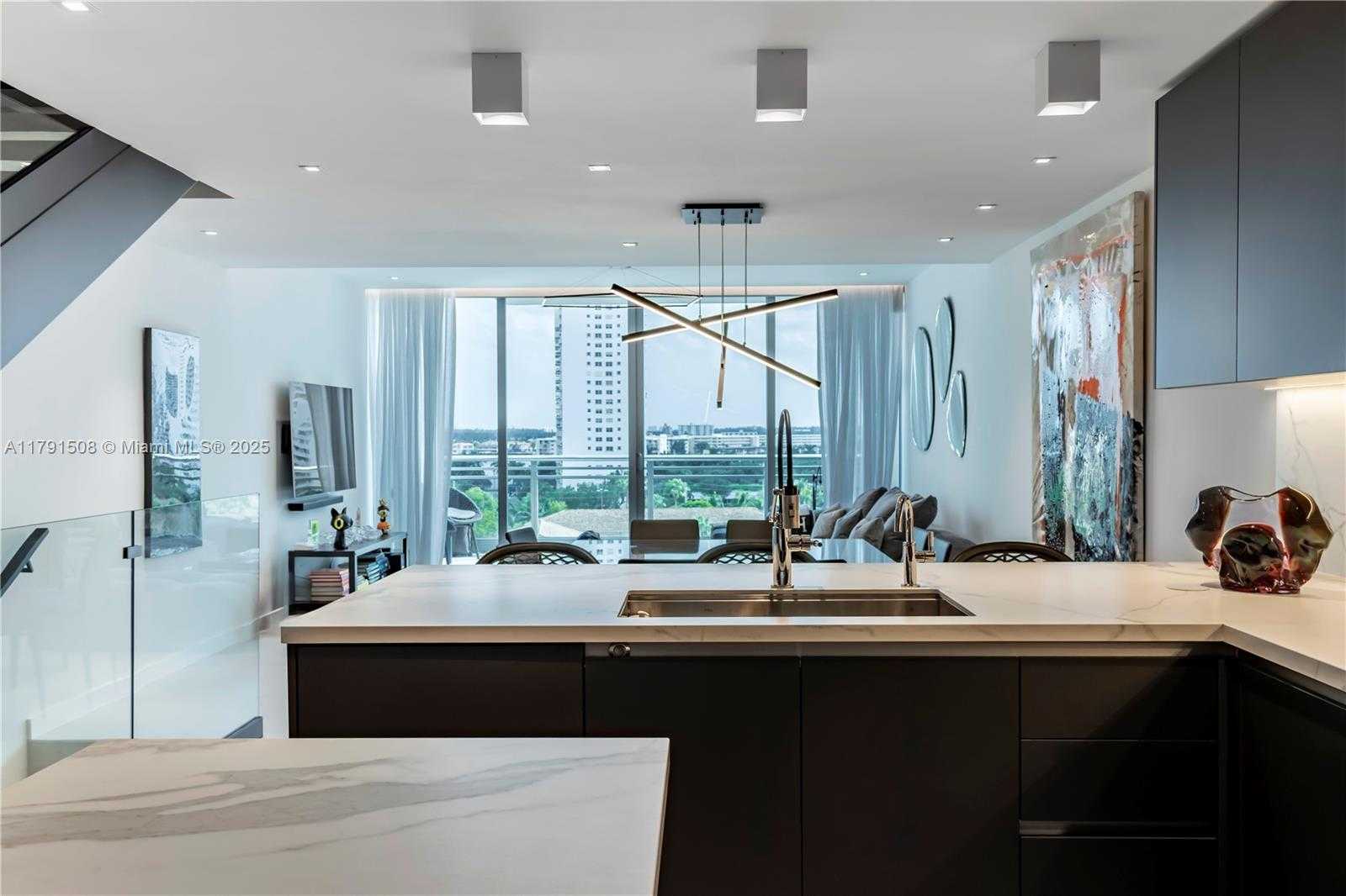 Small Image of 2950 NORTH EAST 188TH ST #507, Aventura Number 3