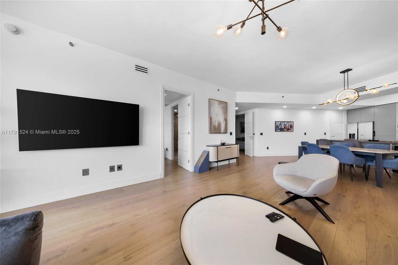 Small Image of 16001 COLLINS AVE #707, Sunny Isles Beach Number 11