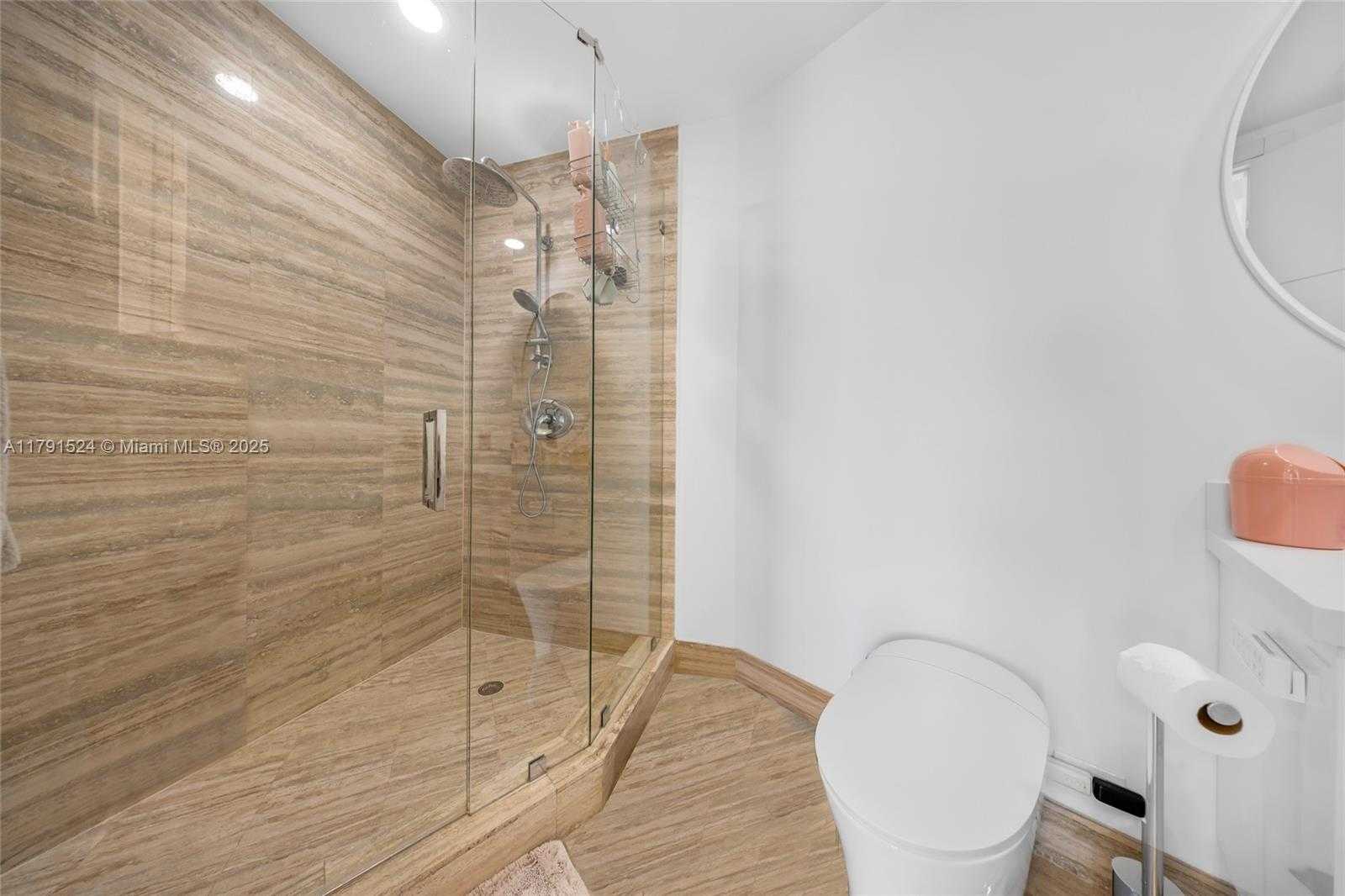 Small Image of 16001 COLLINS AVE #707, Sunny Isles Beach Number 15