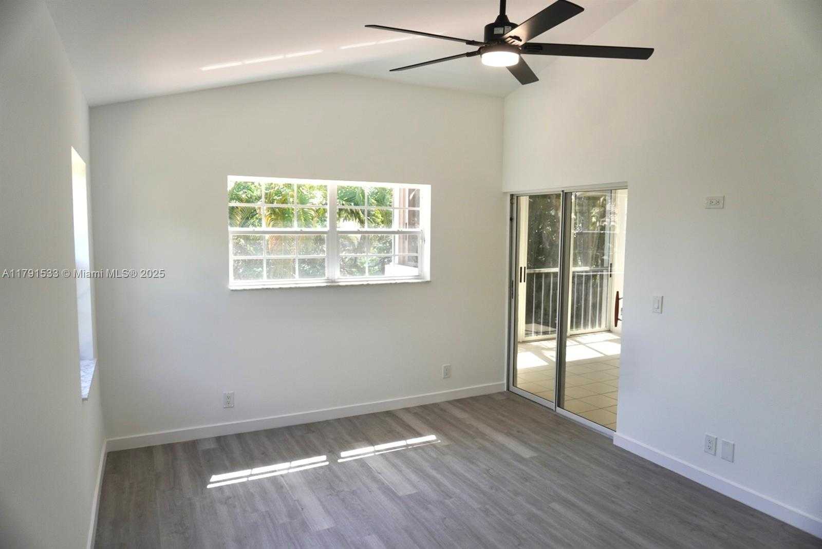 Small Image of 17262 BOCA CLUB BLVD #2402, Boca Raton Number 14