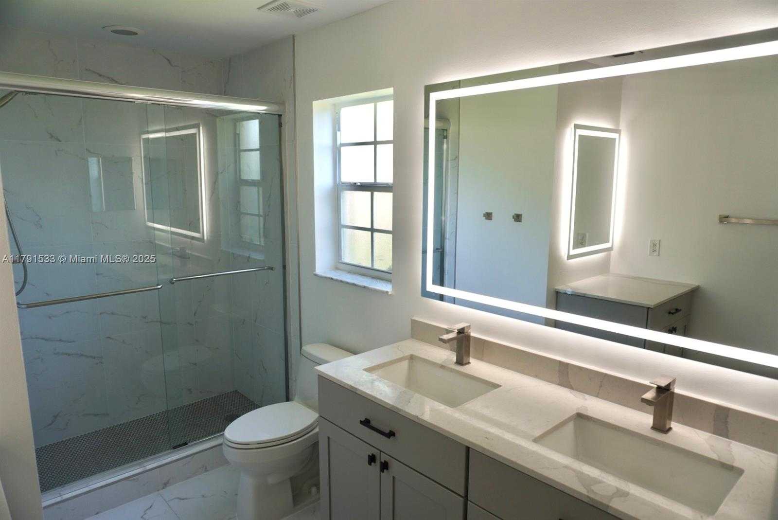 Small Image of 17262 BOCA CLUB BLVD #2402, Boca Raton Number 16