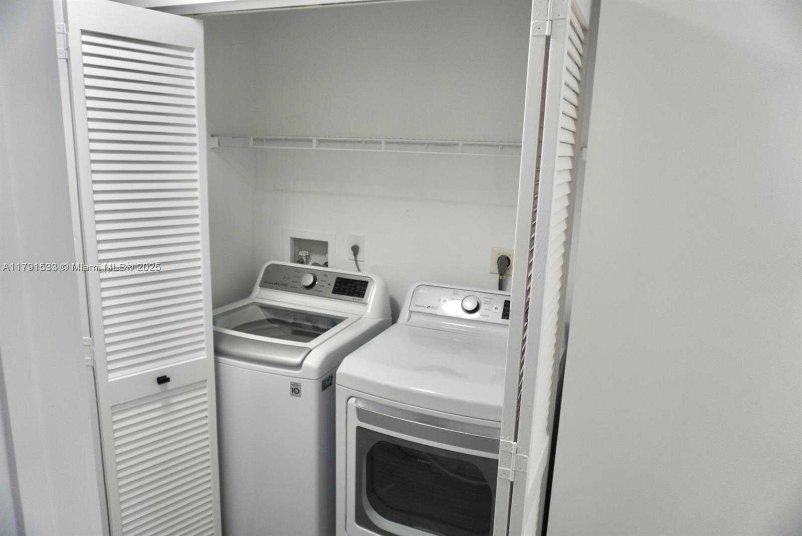 Small Image of 17262 BOCA CLUB BLVD #2402, Boca Raton Number 21