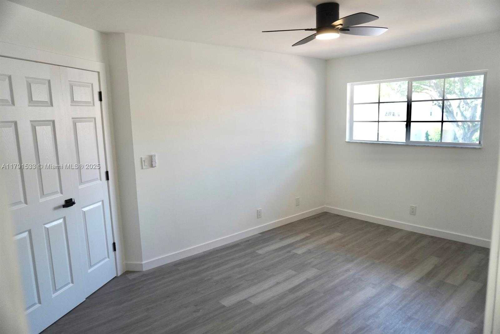 Small Image of 17262 BOCA CLUB BLVD #2402, Boca Raton Number 22
