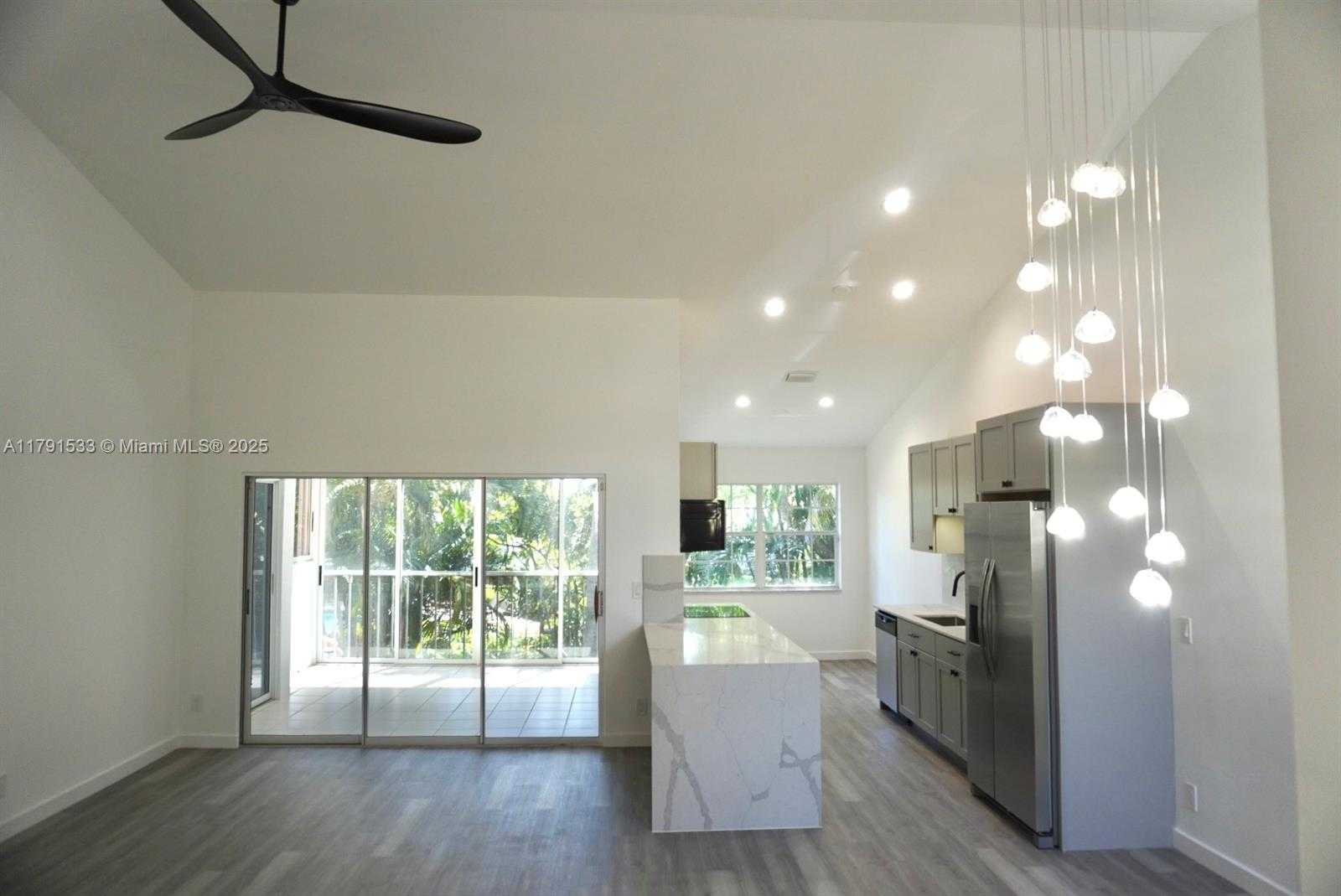 Small Image of 17262 BOCA CLUB BLVD #2402, Boca Raton Number 8
