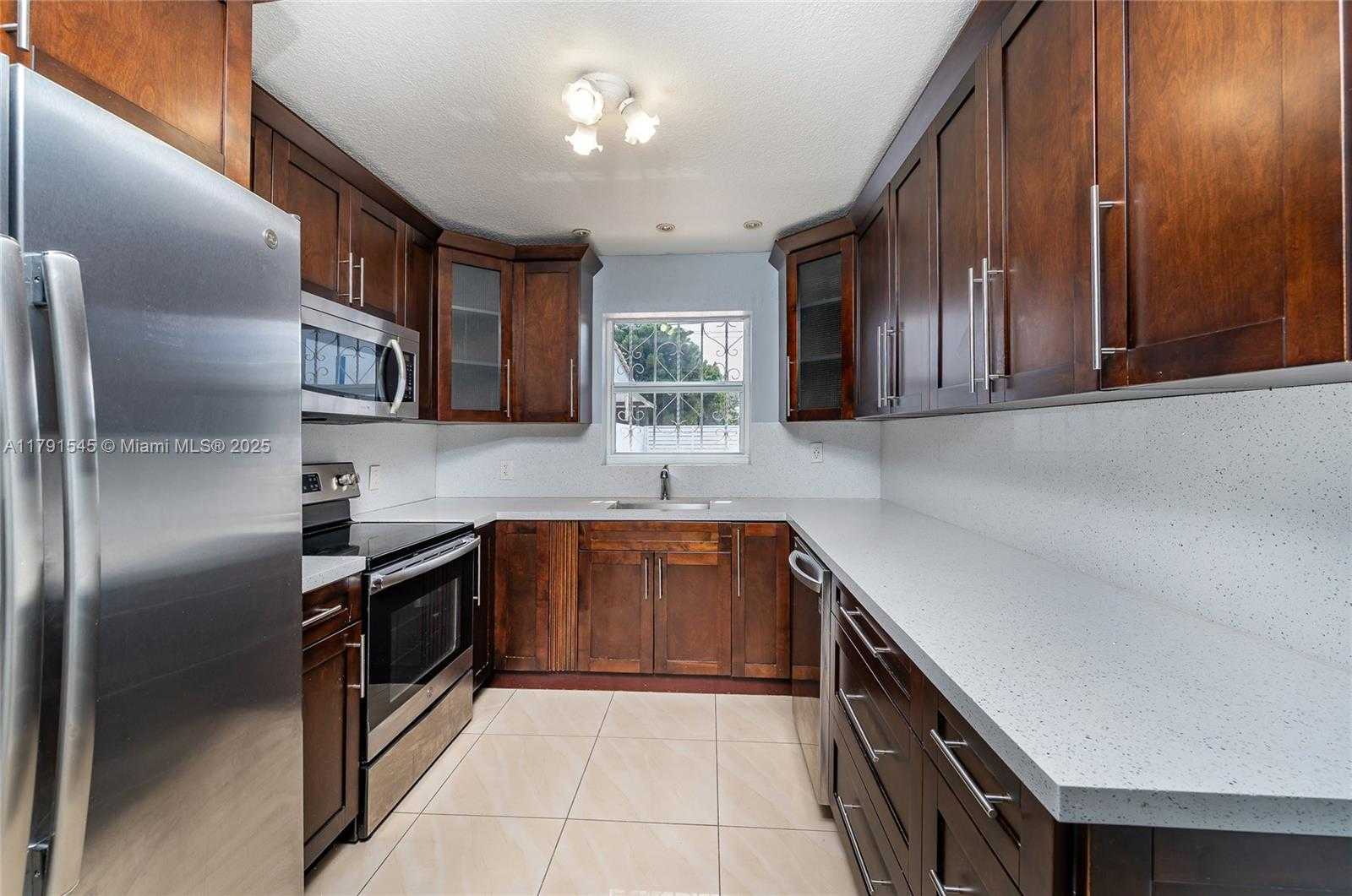 Small Image of 7000 WEST 15TH CT, Hialeah Number 12