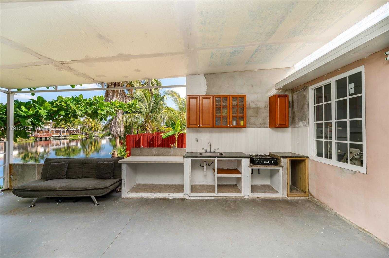 Small Image of 7000 WEST 15TH CT, Hialeah Number 25