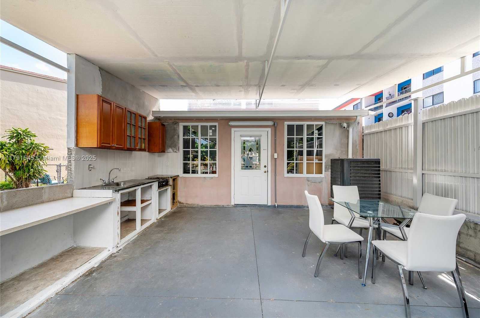 Small Image of 7000 WEST 15TH CT, Hialeah Number 26