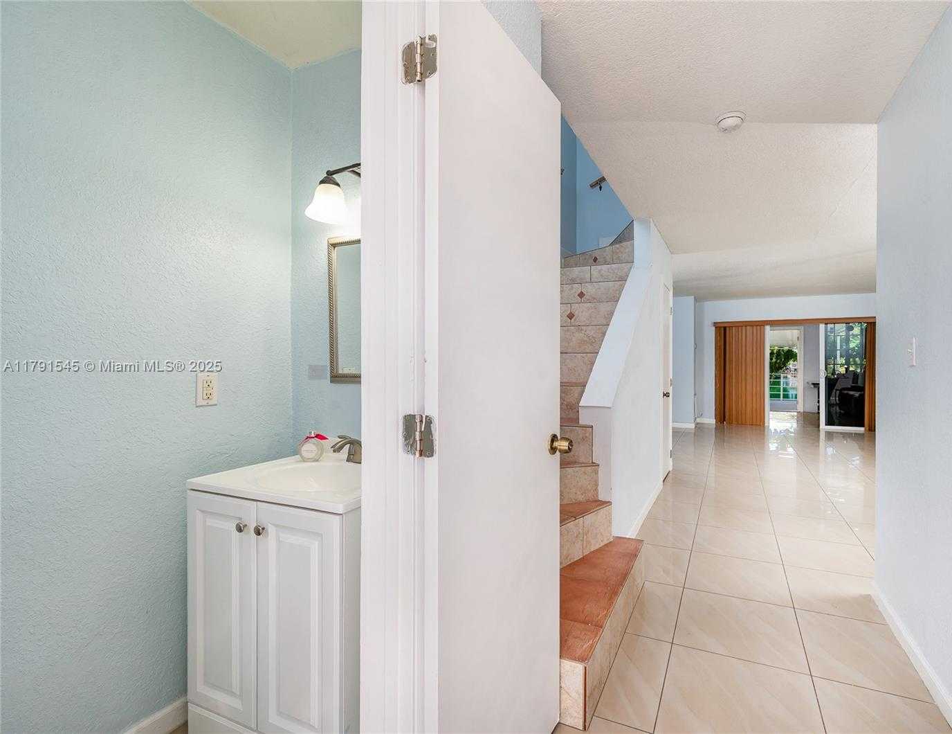 Small Image of 7000 WEST 15TH CT, Hialeah Number 5