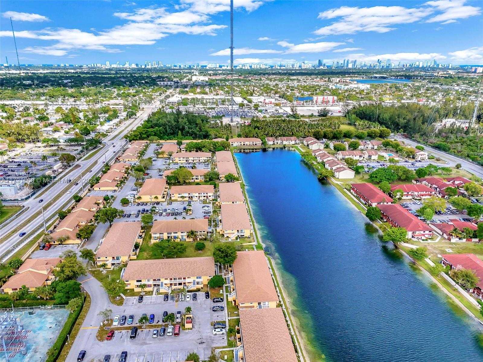 Small Image of 530 NORTH WEST 214TH ST #202-9, Miami Gardens Number 10