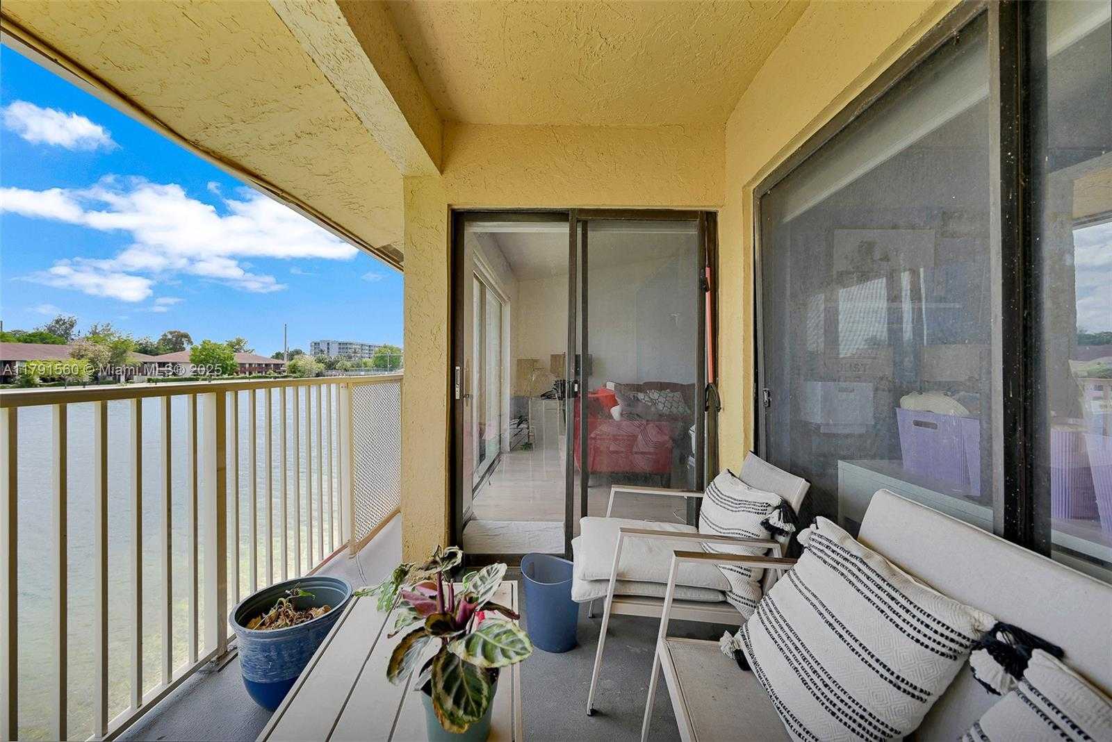 Small Image of 530 NORTH WEST 214TH ST #202-9, Miami Gardens Number 19