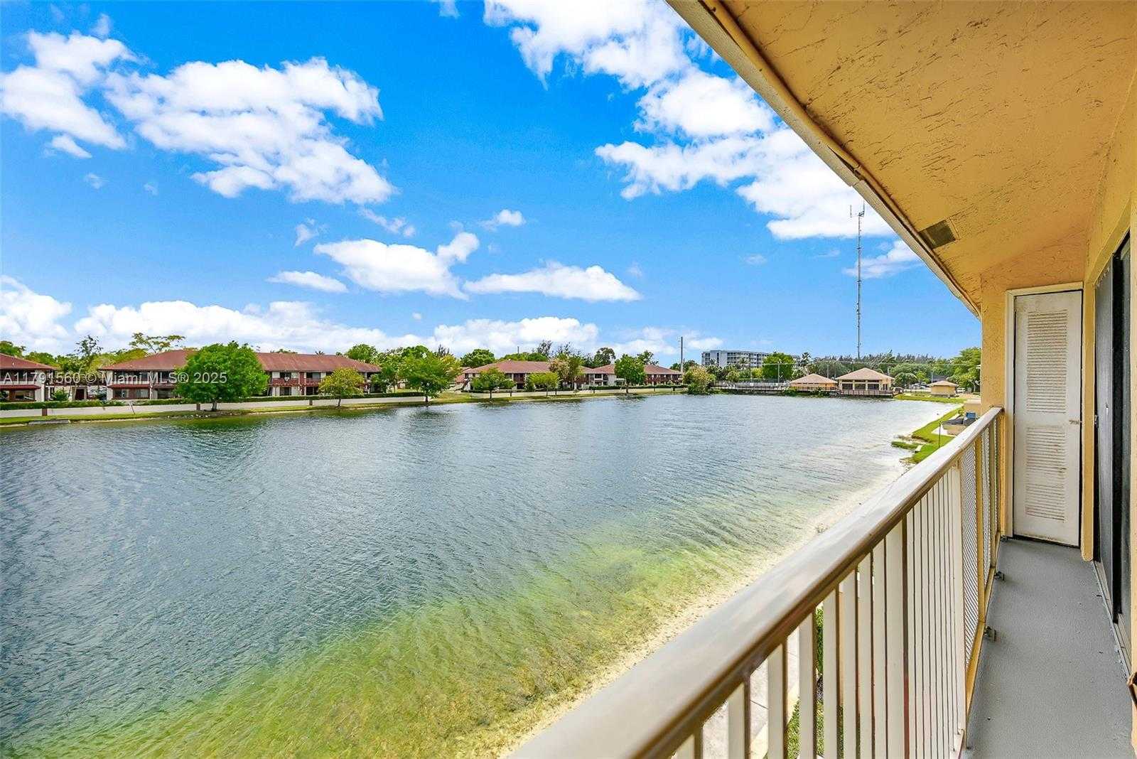 Small Image of 530 NORTH WEST 214TH ST #202-9, Miami Gardens Number 20