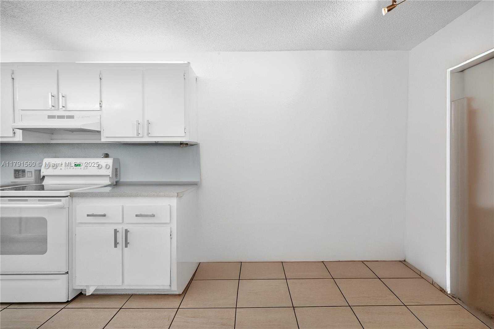 Small Image of 530 NORTH WEST 214TH ST #202-9, Miami Gardens Number 35