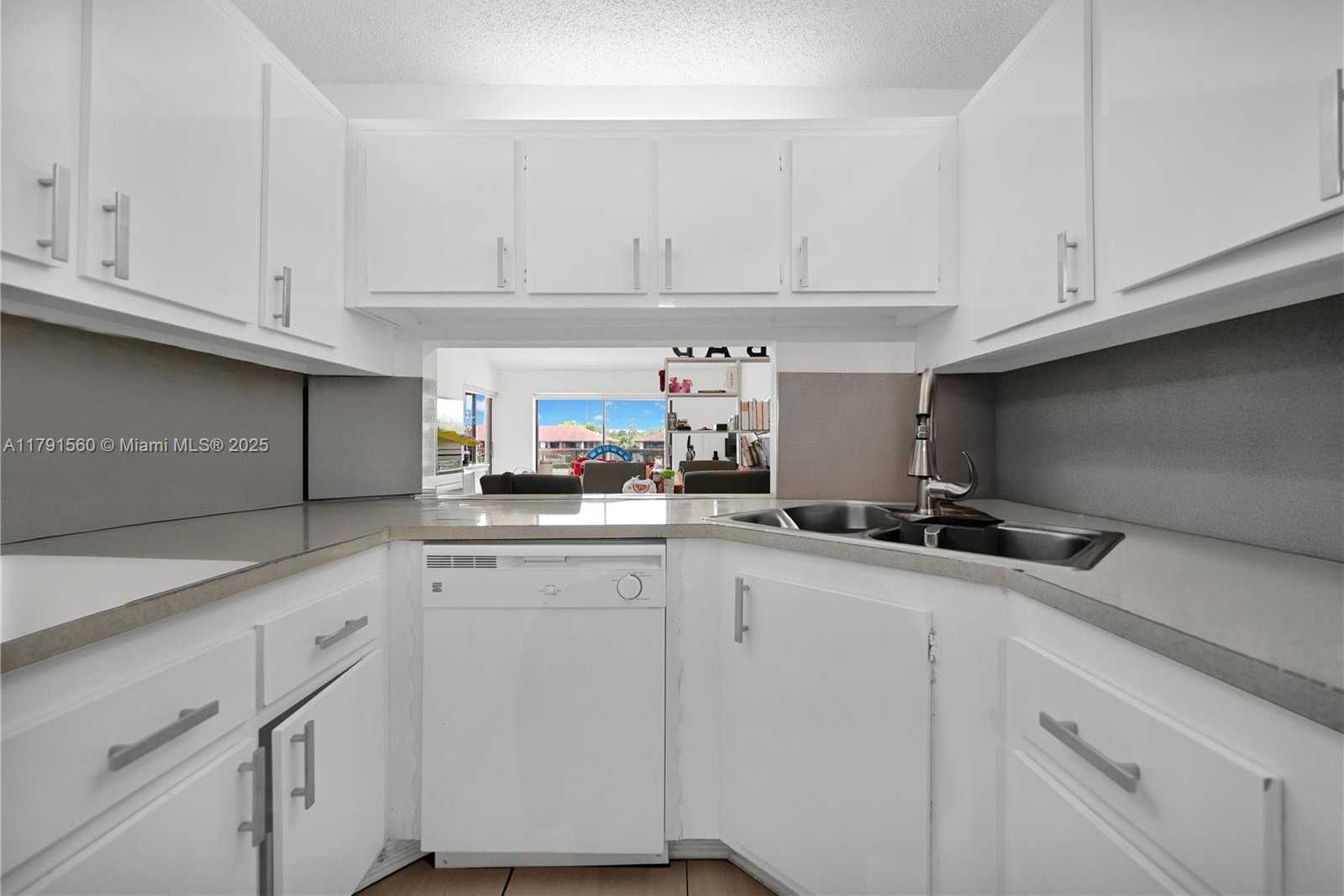 Small Image of 530 NORTH WEST 214TH ST #202-9, Miami Gardens Number 38