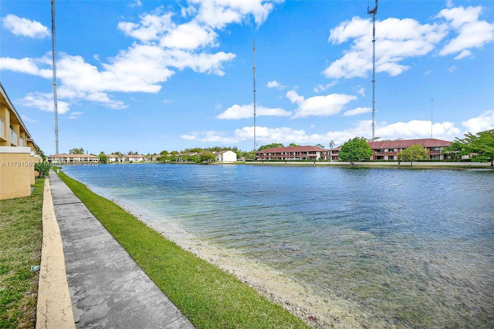 Small Image of 530 NORTH WEST 214TH ST #202-9, Miami Gardens Number 47