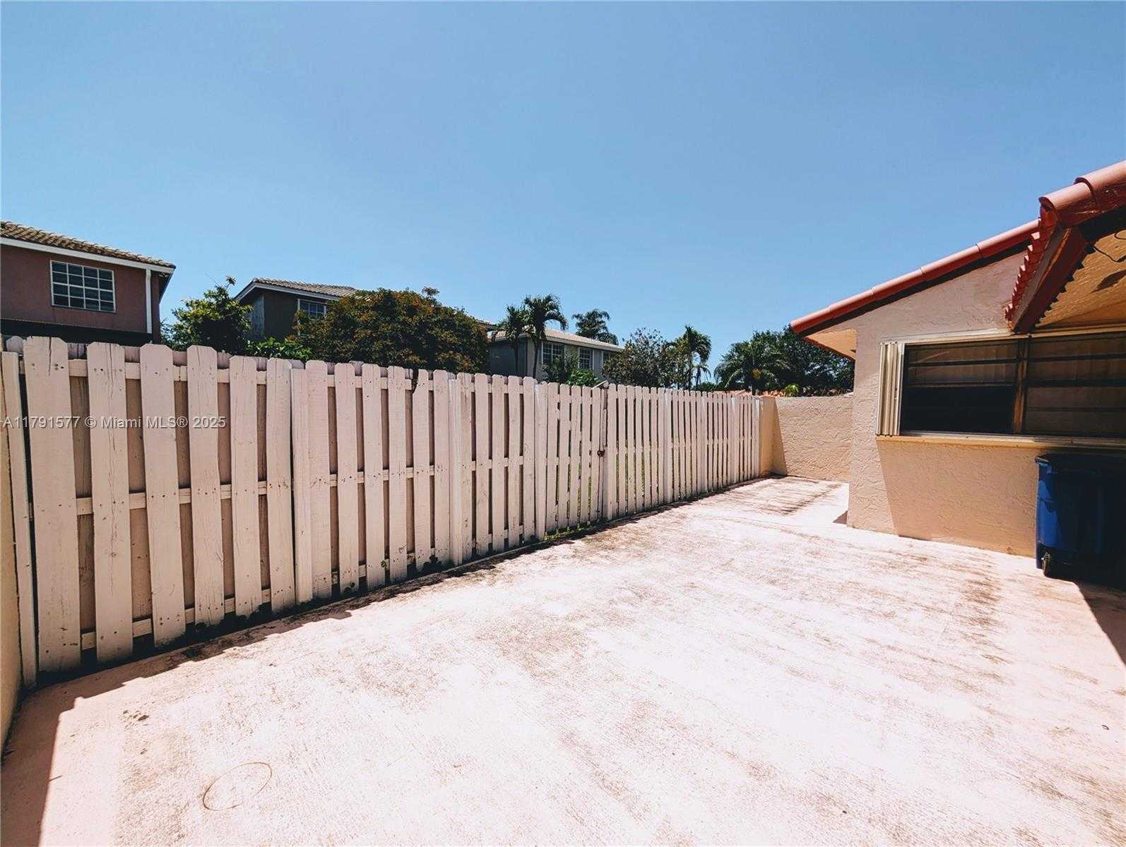 Small Image of 11212 SOUTH WEST 58TH CIR, Cooper City Number 11
