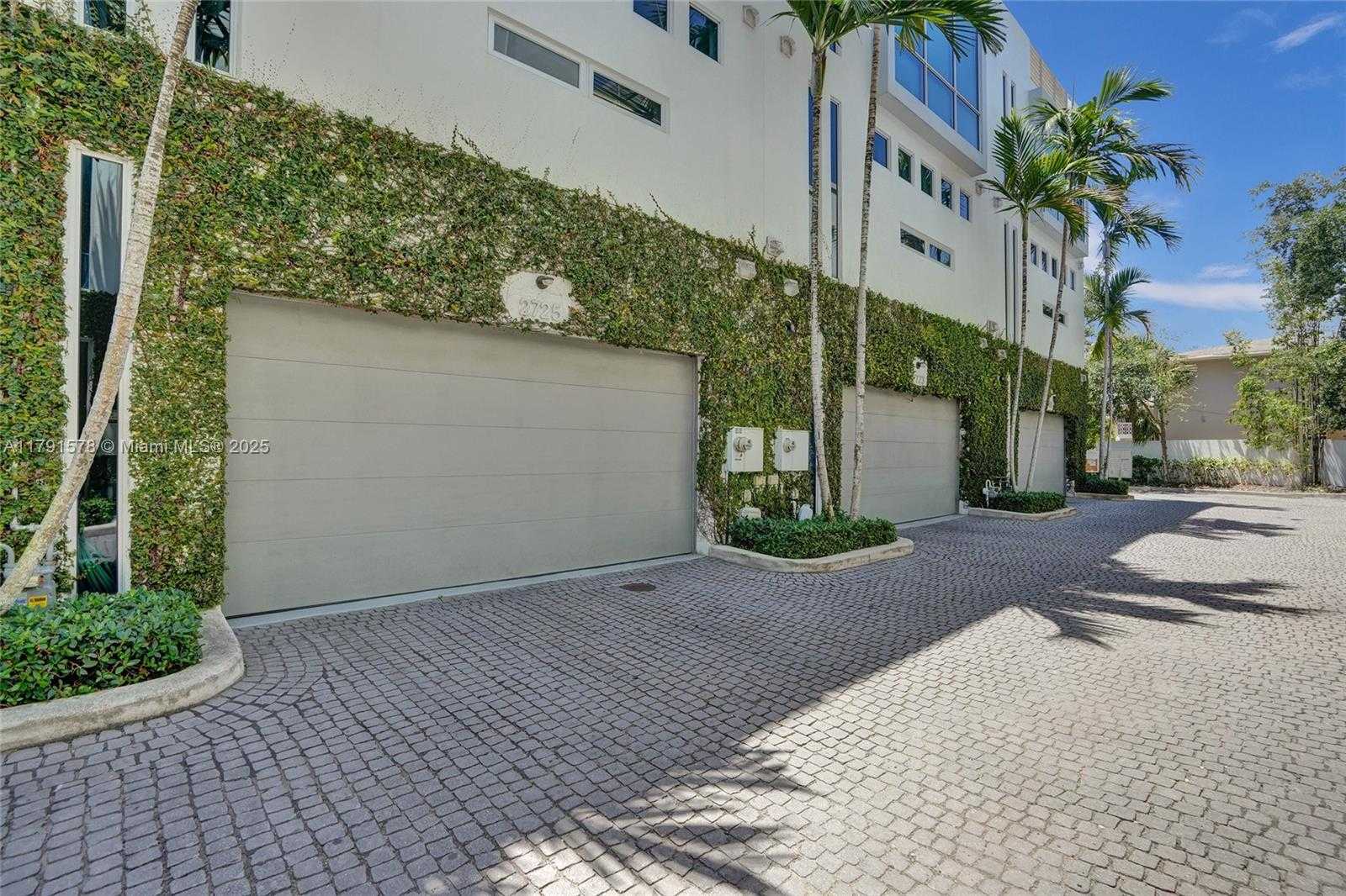 Small Image of 2725 NORTH EAST 1ST ST, Pompano Beach Number 50