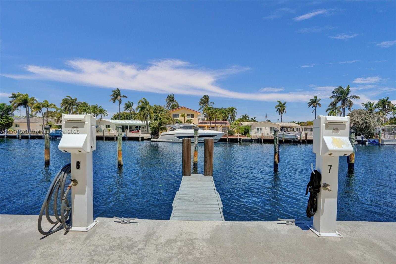 Small Image of 2725 NORTH EAST 1ST ST, Pompano Beach Number 53