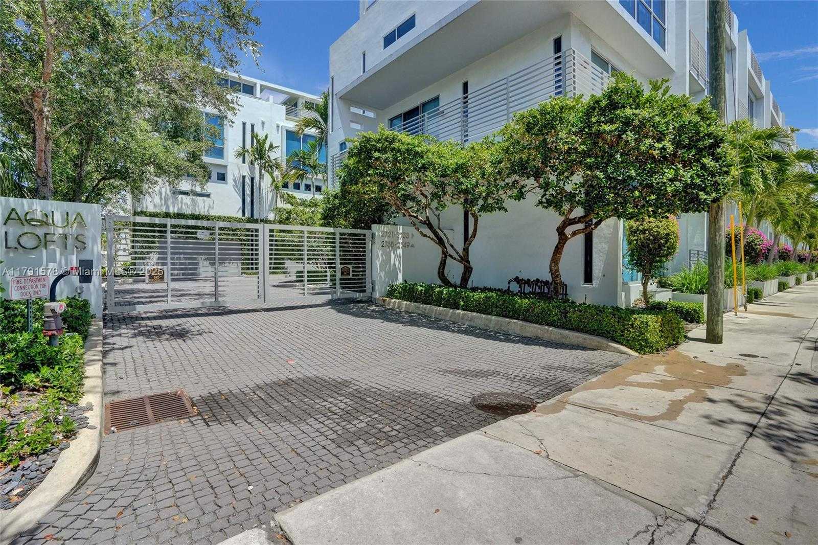 Small Image of 2725 NORTH EAST 1ST ST, Pompano Beach Number 55