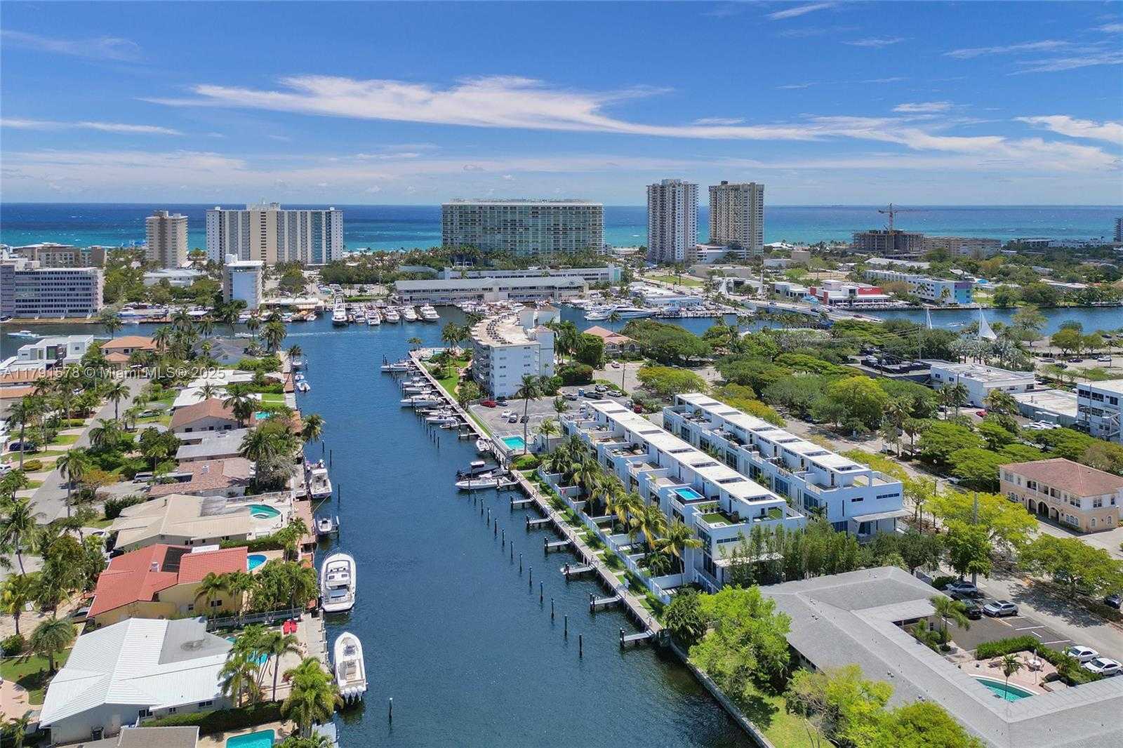 Small Image of 2725 NORTH EAST 1ST ST, Pompano Beach Number 58