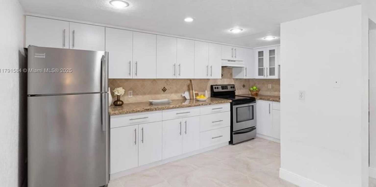 Small Image of 8091 NORTH WEST 12TH ST #H, Margate Number 15