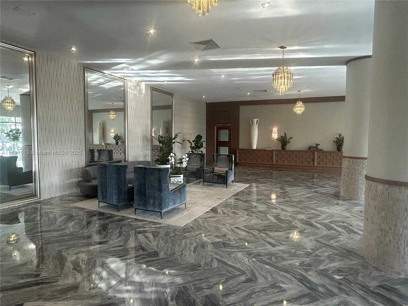 Small Image of 5401 COLLINS AVE #434, Miami Beach Number 21