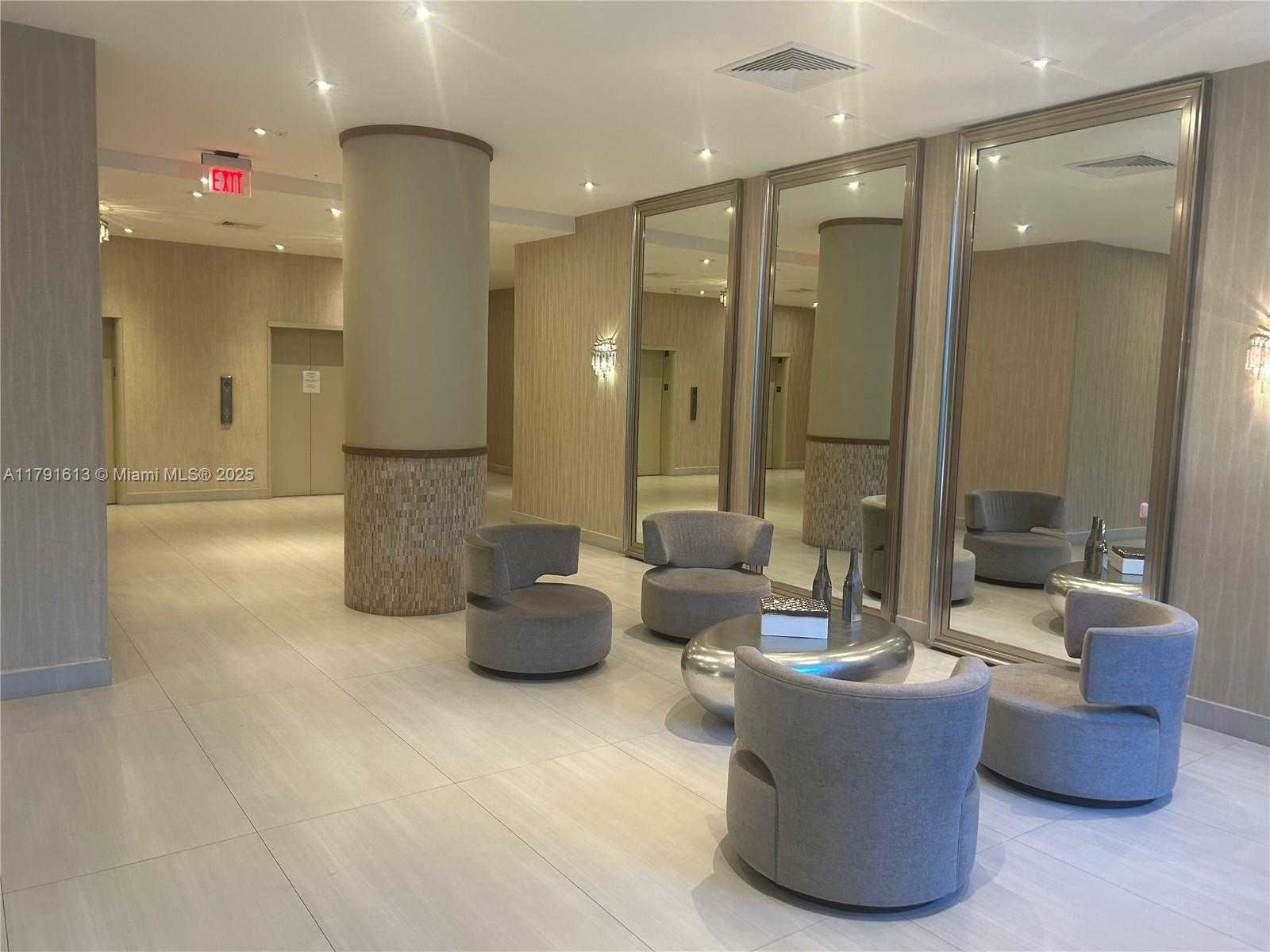 Small Image of 5401 COLLINS AVE #434, Miami Beach Number 23