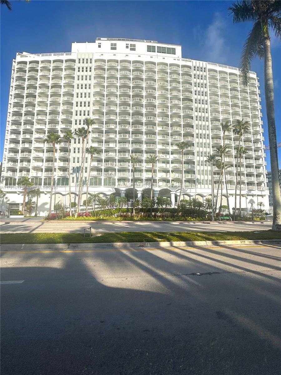 Small Image of 5401 COLLINS AVE #434, Miami Beach Number 28
