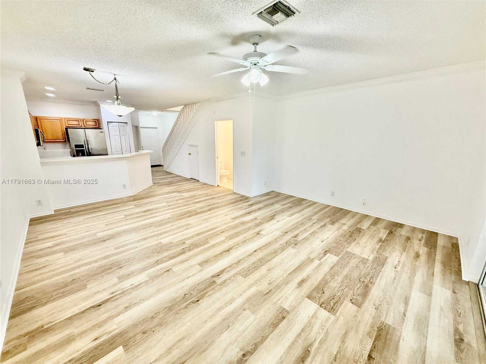 Small Image of 4855 PALMBROOKE CIR, West Palm Beach Number 21
