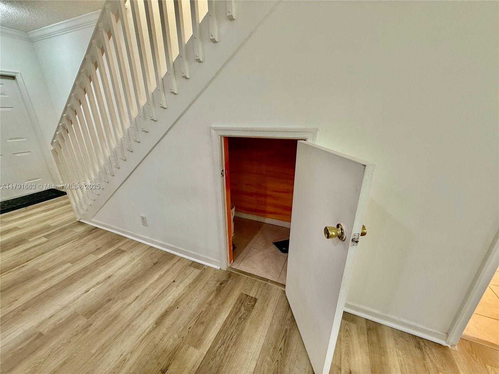 Small Image of 4855 PALMBROOKE CIR, West Palm Beach Number 24