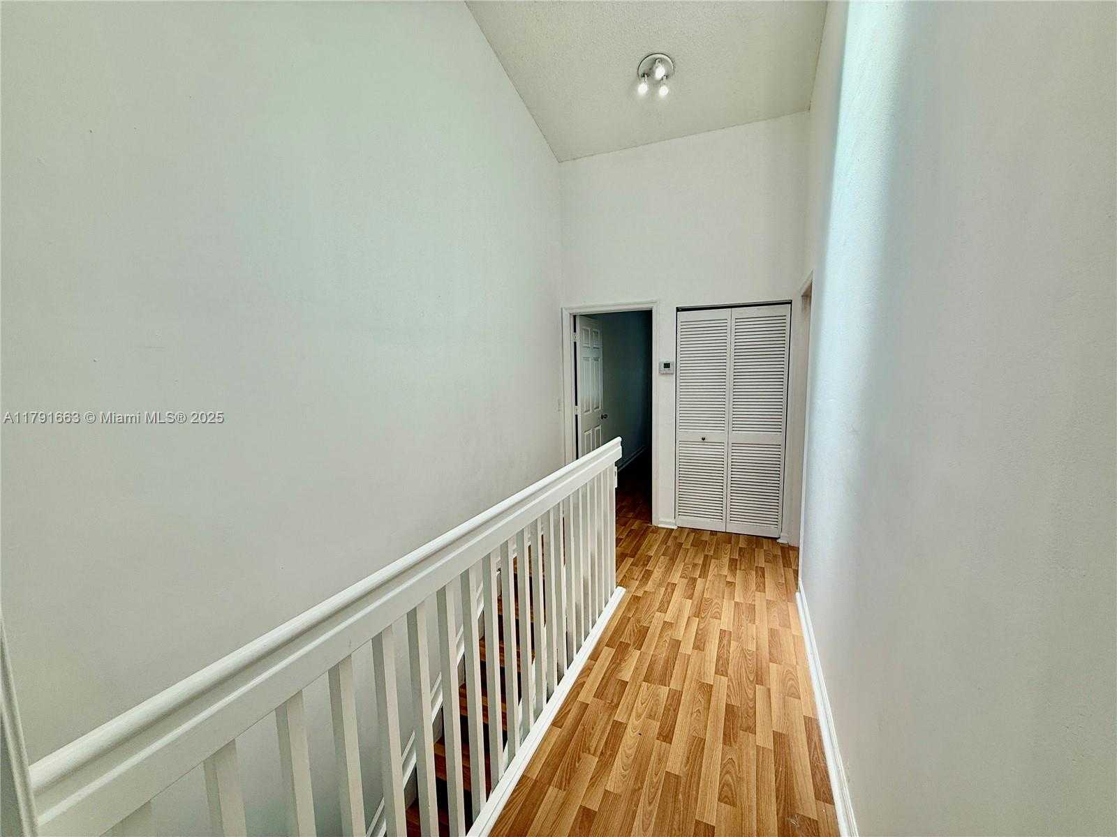 Small Image of 4855 PALMBROOKE CIR, West Palm Beach Number 36