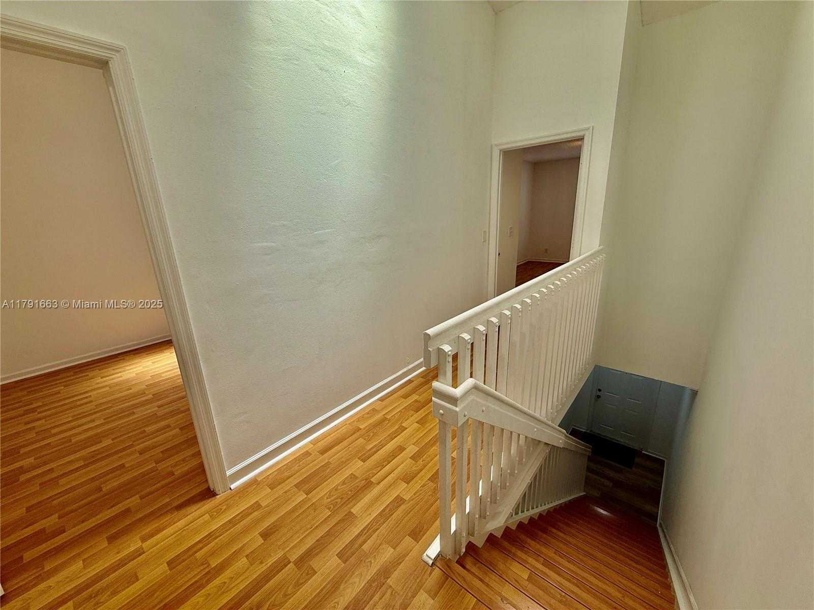 Small Image of 4855 PALMBROOKE CIR, West Palm Beach Number 42