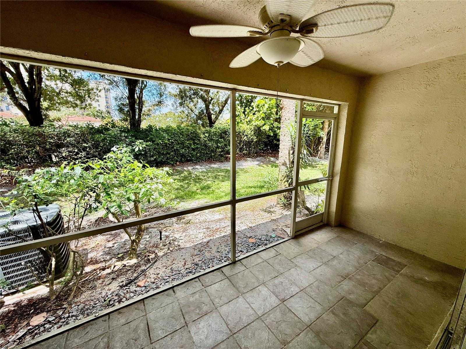 Small Image of 4855 PALMBROOKE CIR, West Palm Beach Number 46
