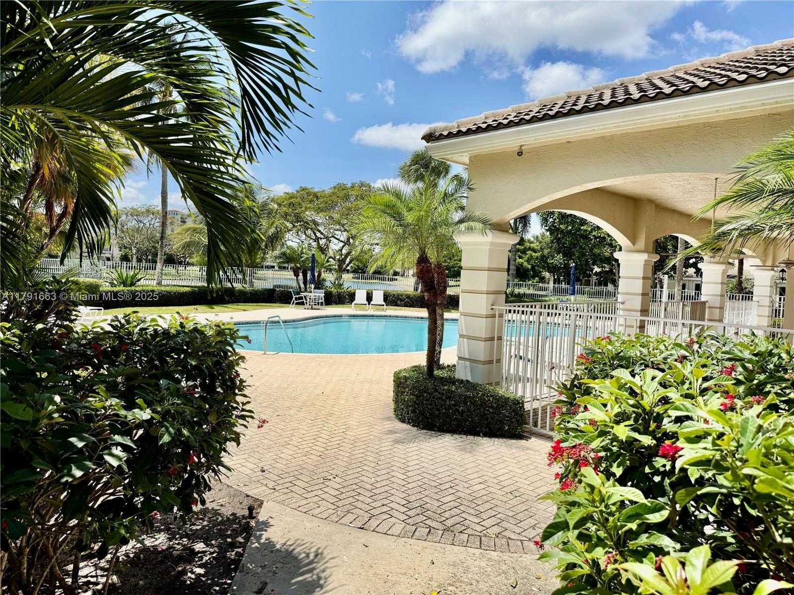 Small Image of 4855 PALMBROOKE CIR, West Palm Beach Number 62