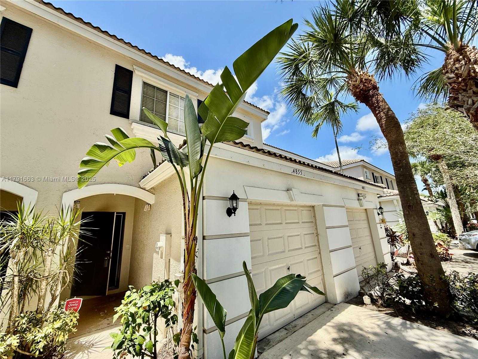 Small Image of 4855 PALMBROOKE CIR, West Palm Beach Number 8