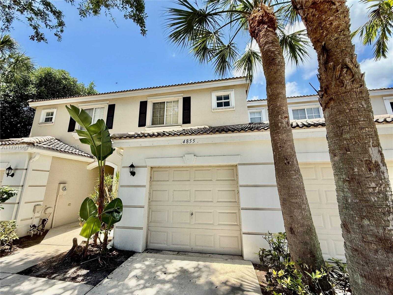 Small Image of 4855 PALMBROOKE CIR, West Palm Beach Number 9