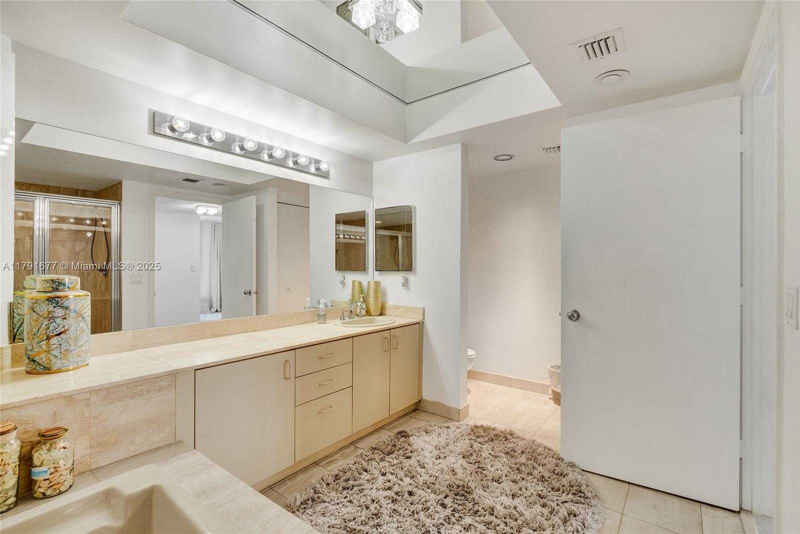 Small Image of 1000 EAST ISLAND BLVD #503, Aventura Number 33