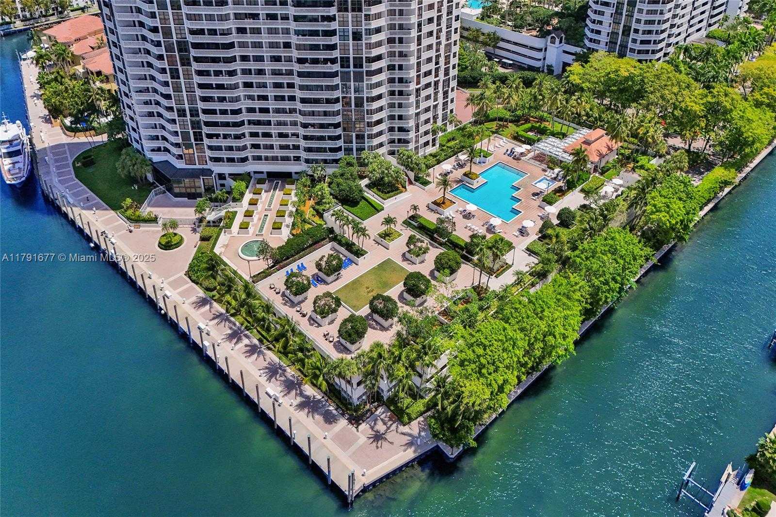 Small Image of 1000 EAST ISLAND BLVD #503, Aventura Number 36