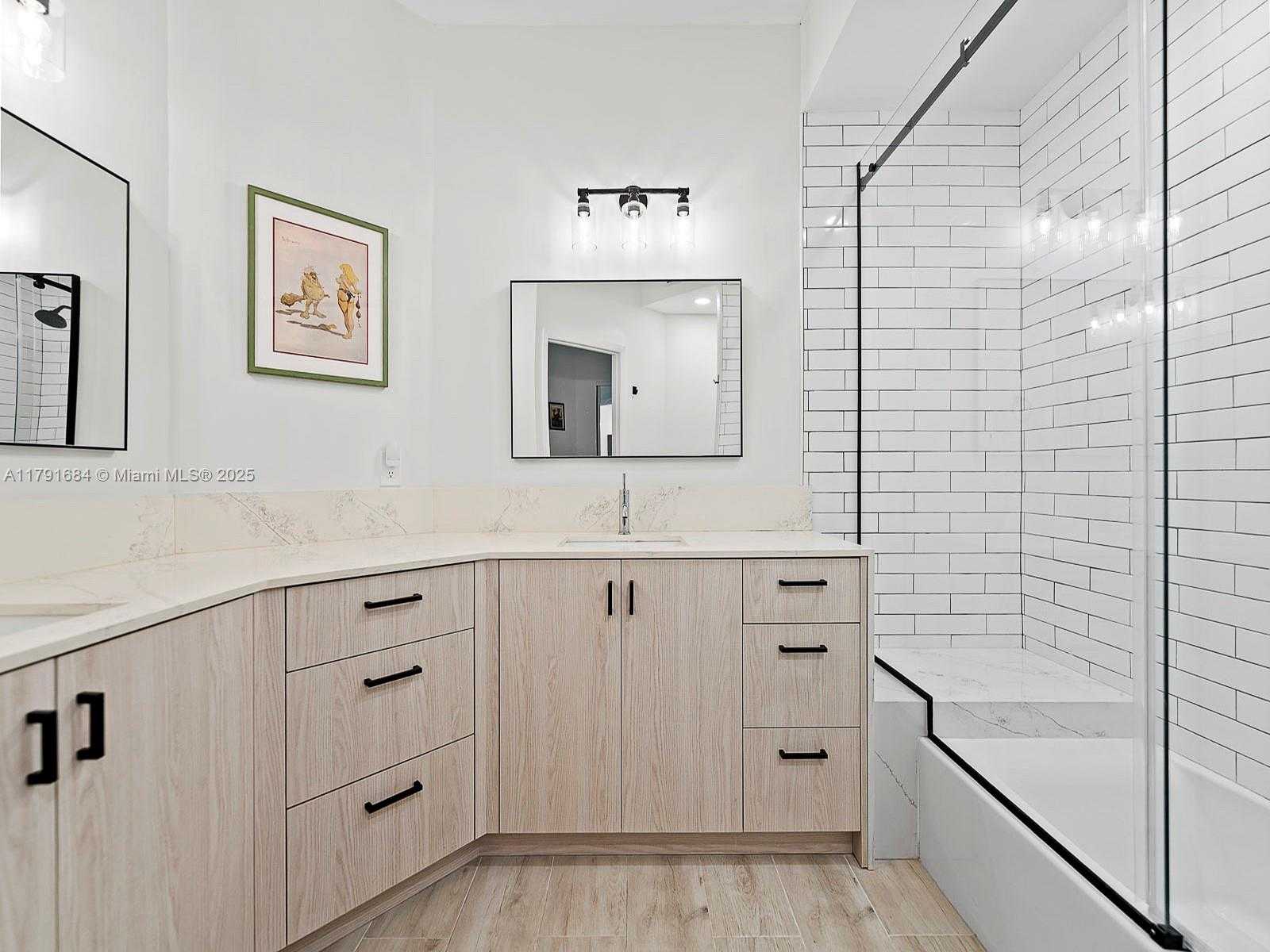 Small Image of 15533 NORTH MIAMI LAKEWAY N #101-19, Miami Lakes Number 18