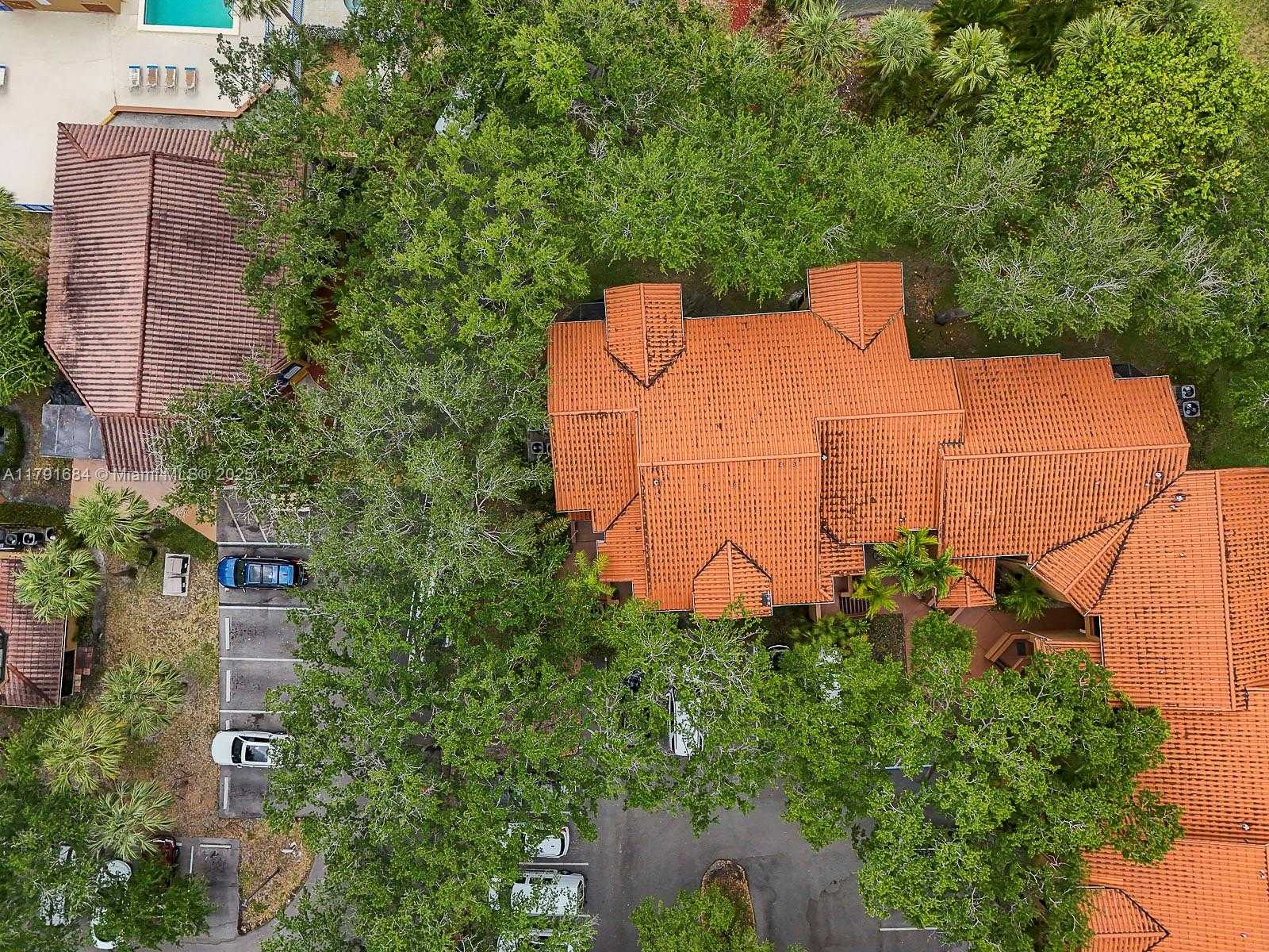 Small Image of 15533 NORTH MIAMI LAKEWAY N #101-19, Miami Lakes Number 22
