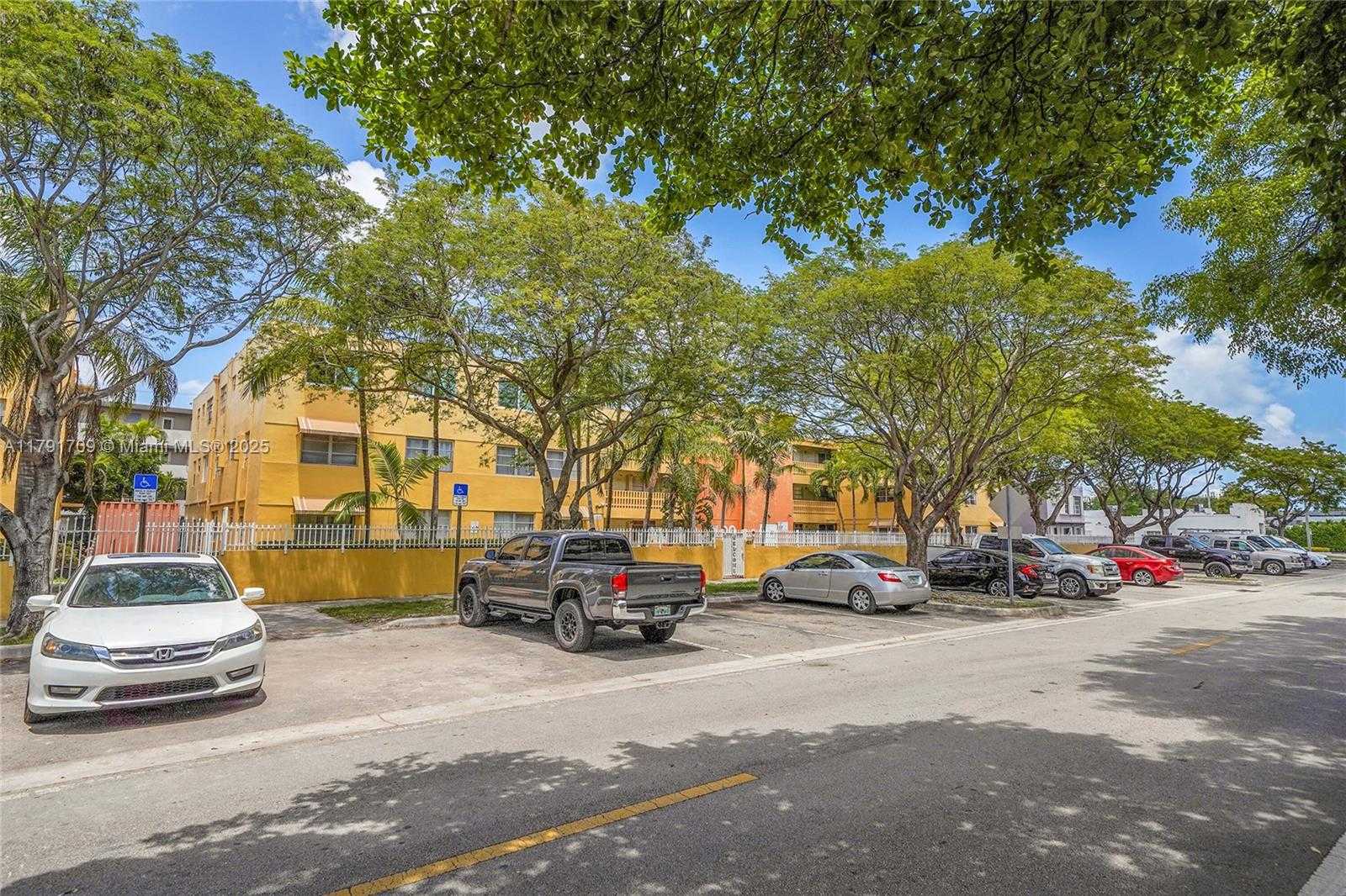 Small Image of 1851 NORTH EAST 168TH ST #A8, North Miami Beach Number 6